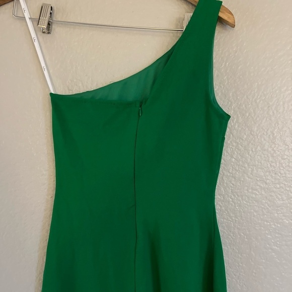 Good Times Only Green One-Shoulder Maxi Dress - Picture 5 of 8